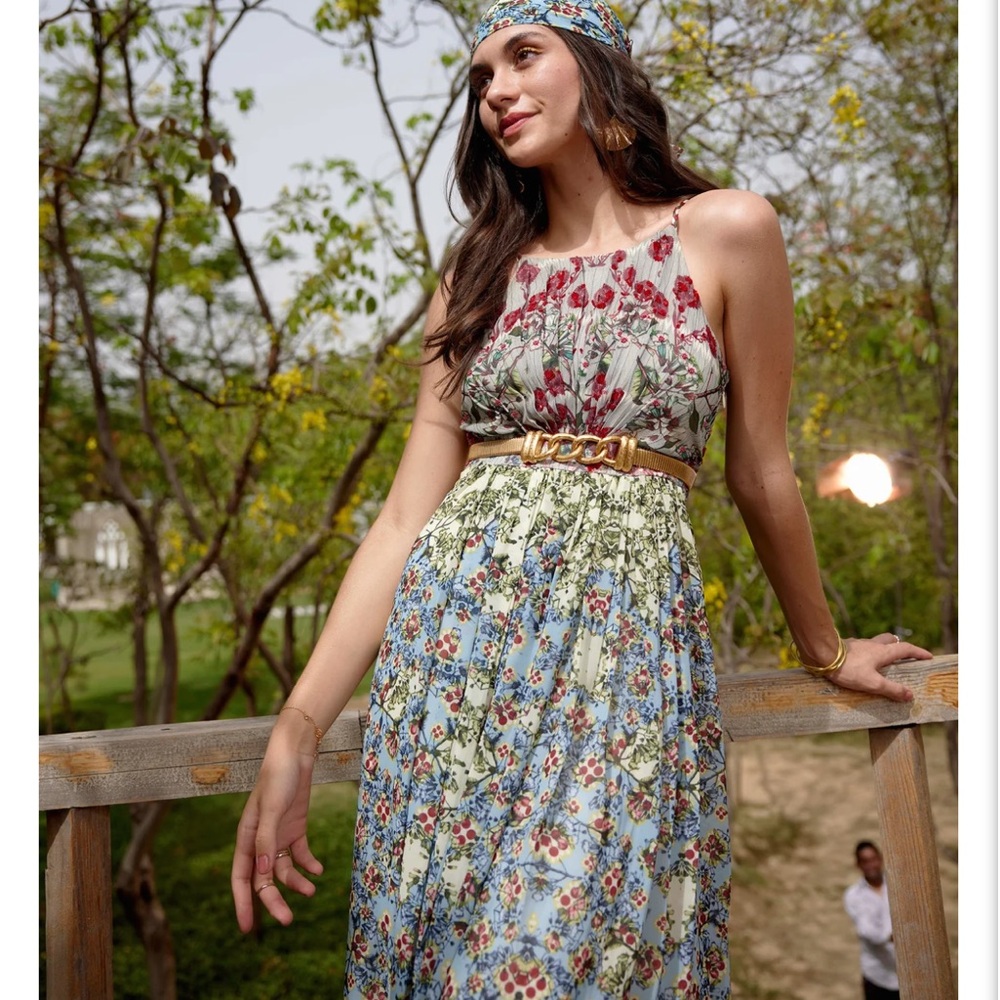 Bhanuni by Jyoti Adelise Beaded Maxi Dress🌺 - Picture 8 of 16